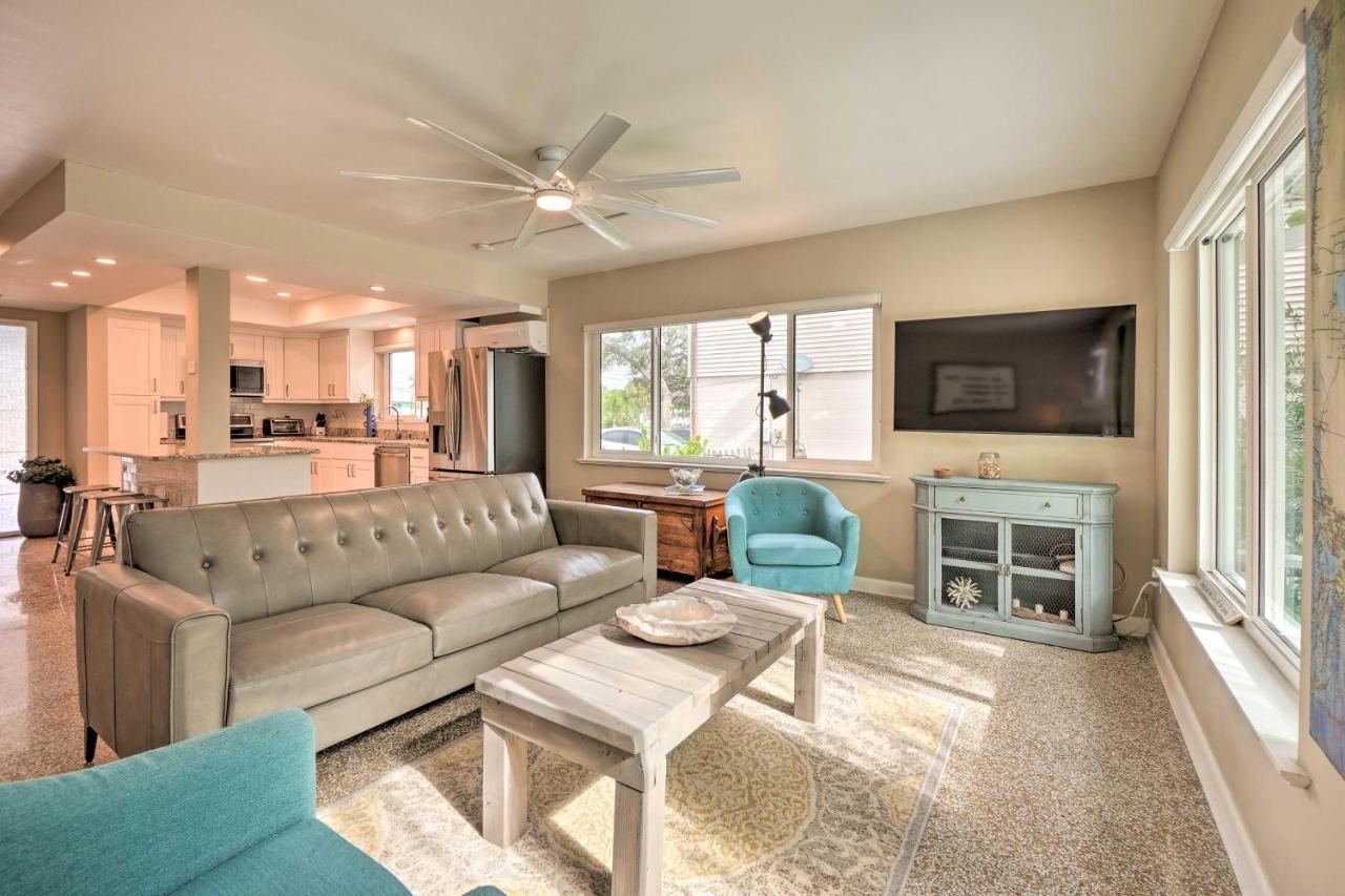 Pet-Friendly Waterfront Home - 2 Mi To Beach! Tarpon Springs Luaran gambar