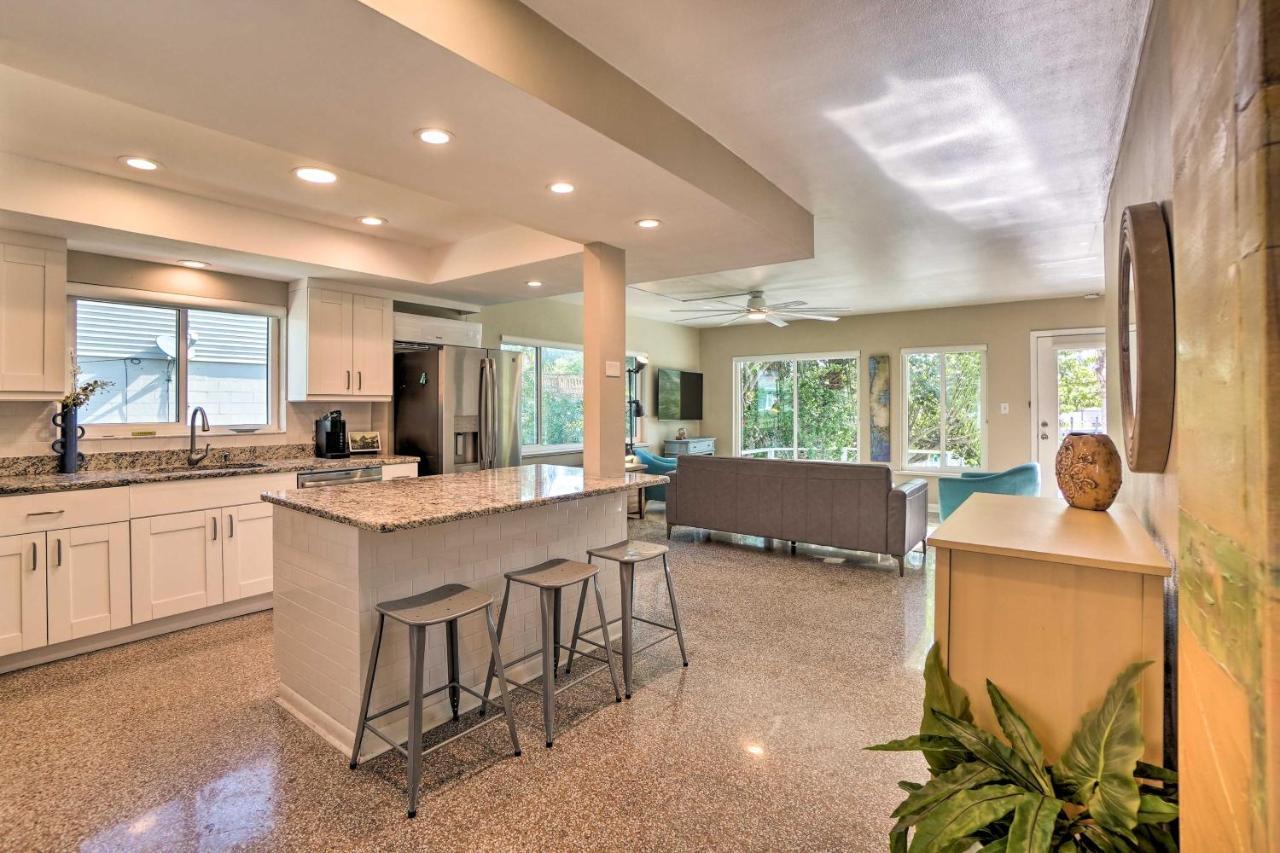 Pet-Friendly Waterfront Home - 2 Mi To Beach! Tarpon Springs Luaran gambar