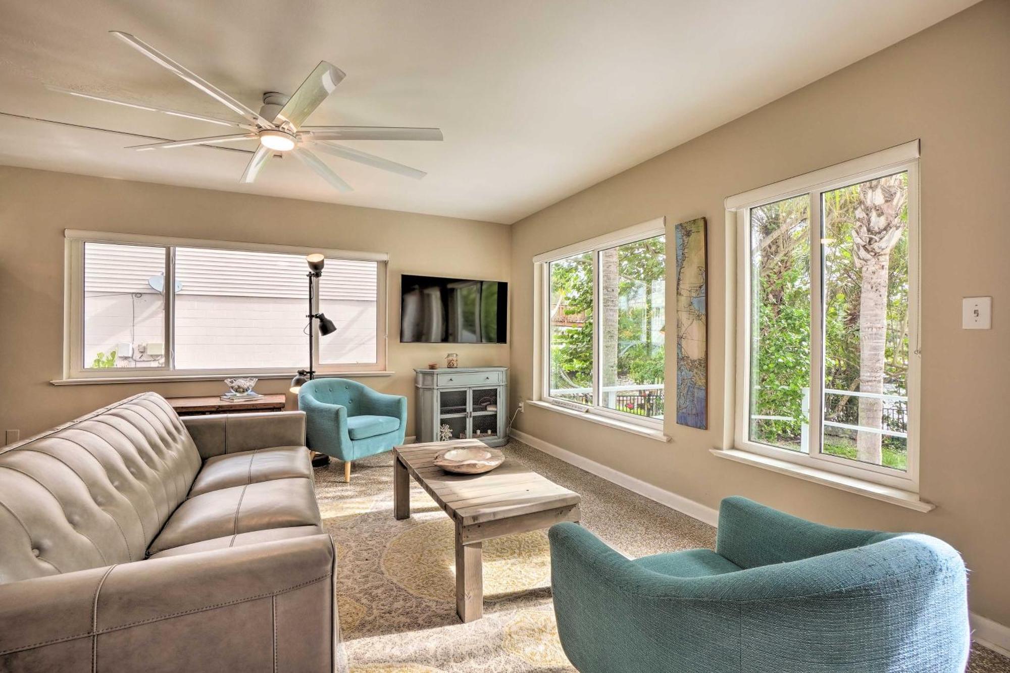 Pet-Friendly Waterfront Home - 2 Mi To Beach! Tarpon Springs Luaran gambar
