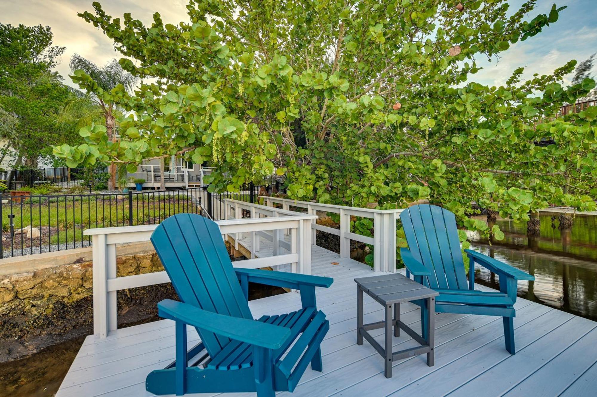 Pet-Friendly Waterfront Home - 2 Mi To Beach! Tarpon Springs Luaran gambar